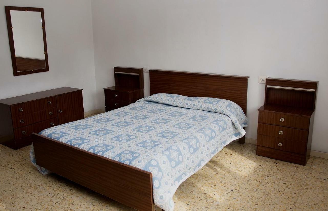 Apartamentos Vacacionales Caracas Санксенсо Екстериор снимка
